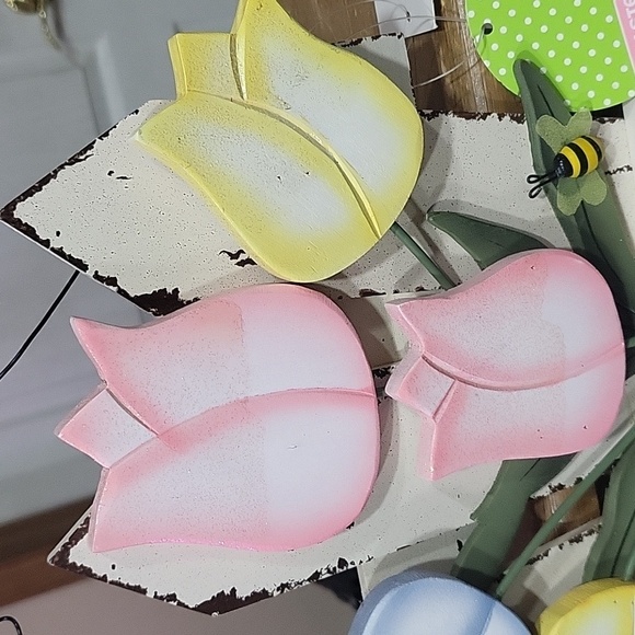 Happy Spring Door Hanger with Tulip Flower  Front Door Sign - Picture 4 of 7